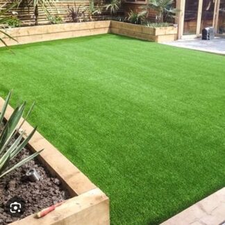 PEBBLE BEACH ARTIFICIAL GRASS 5M WIDE BY 1.5M SO 7.5M2