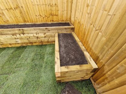 TREATED NEW TIMBER SLEEPER GREEN OR BROWN 200 X 100 X 2400MM - Image 3