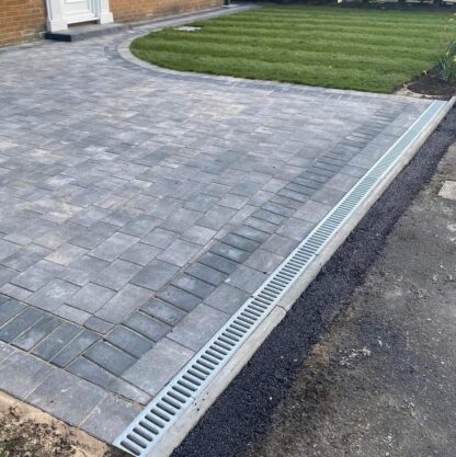 RAIN DRAIN C/W  GALV GRATING 1MTR - Image 2