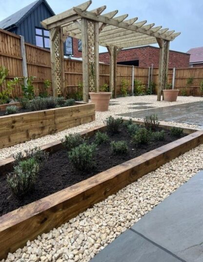 TREATED NEW TIMBER SLEEPER GREEN OR BROWN 200 X 100 X 2400MM - Image 4