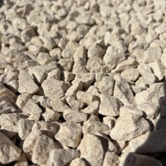 20MM BUFF LIMESTONE CHIPPINGS BULK BAG