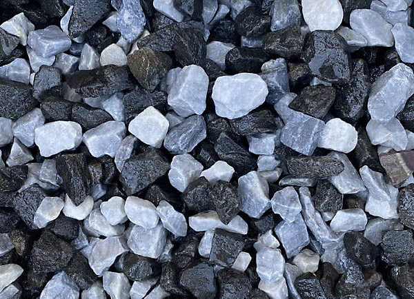 BLACK ICE DECORATIVE GRAVEL 20MM BULK BAG